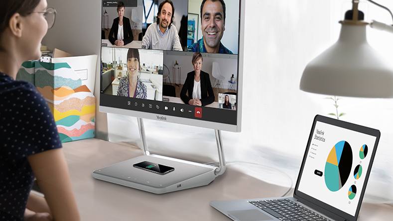 DeskVision A24